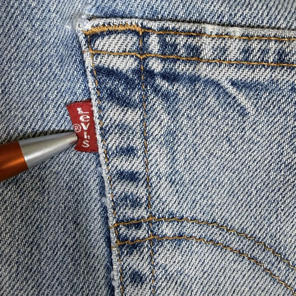 Levi's 505 Jeans Mens 36x30 Blue Denim Faded Distressed Regular Fit Straight Leg